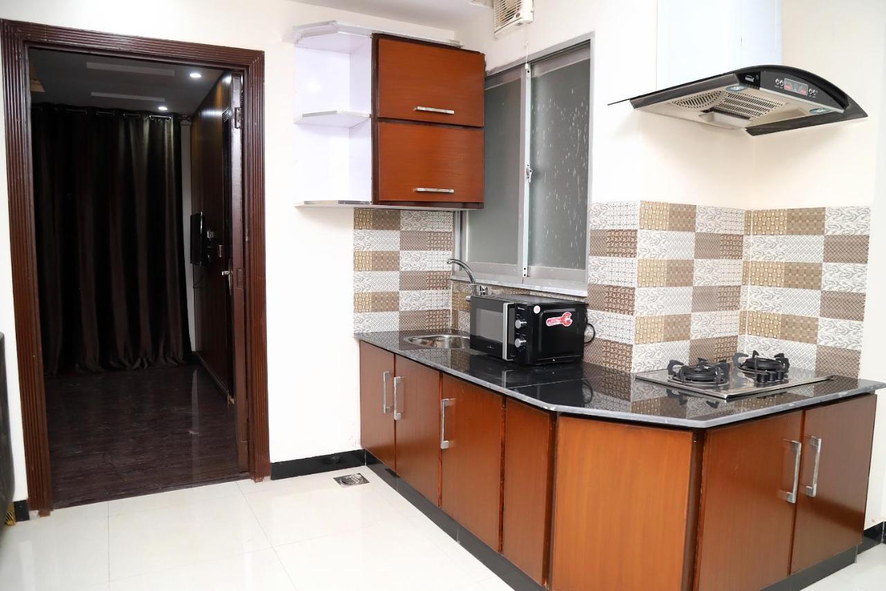 Adara Suites Lahore Ngoại thất bức ảnh