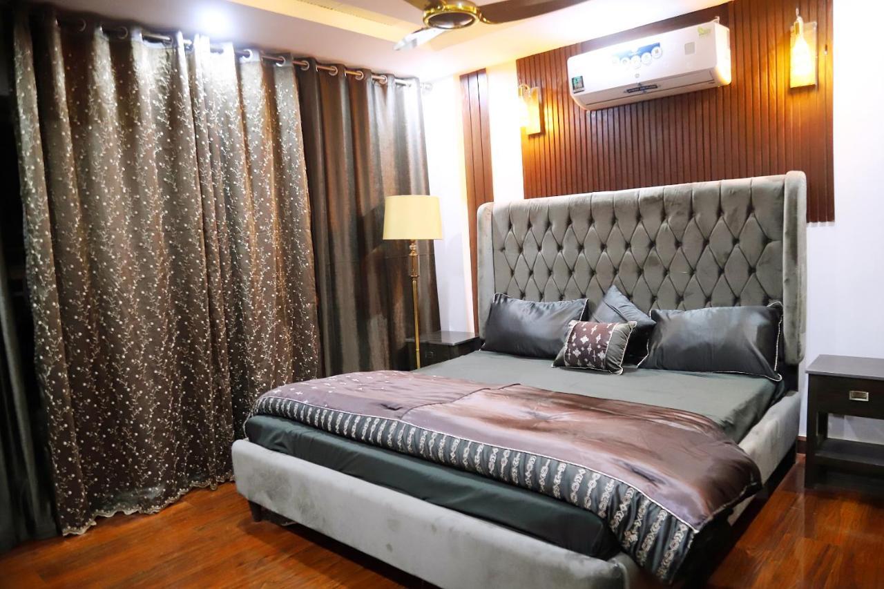 Adara Suites Lahore Ngoại thất bức ảnh